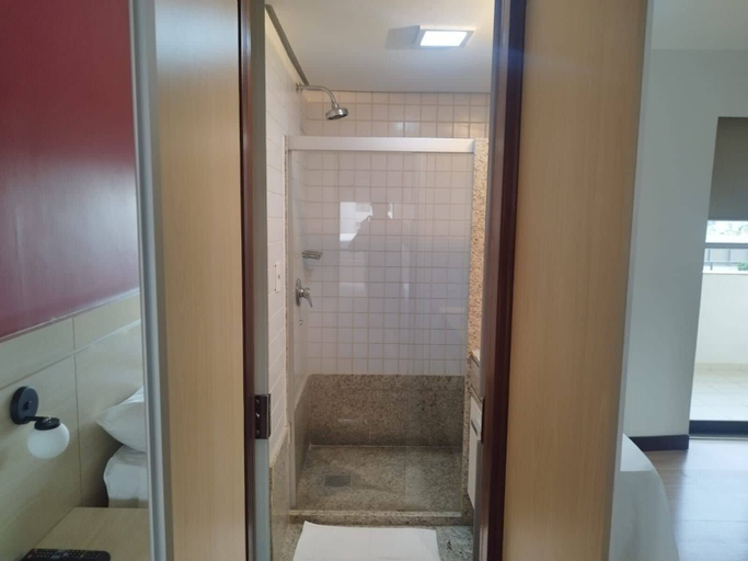Bathroom 4, Hotel Confort Suítes Flat Particular, Brasília