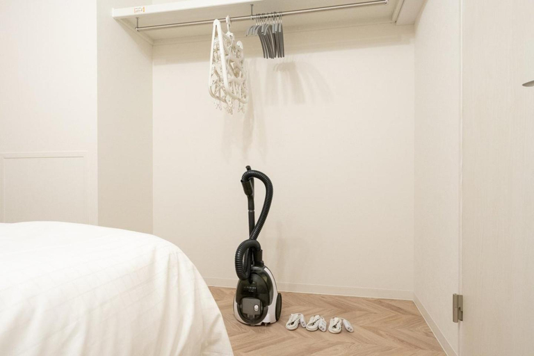 Bedroom 2, LaVie Yotsuya, Shinjuku
