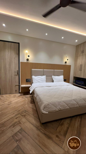 Others 5, Lillys Motel, Rupnagar