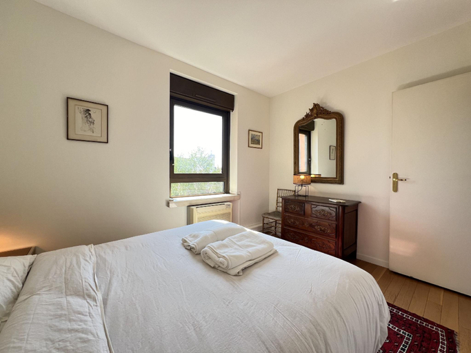 Bedroom 3, Le Tower au coeur de Toulouse avec Parking et vue, Haute-Garonne