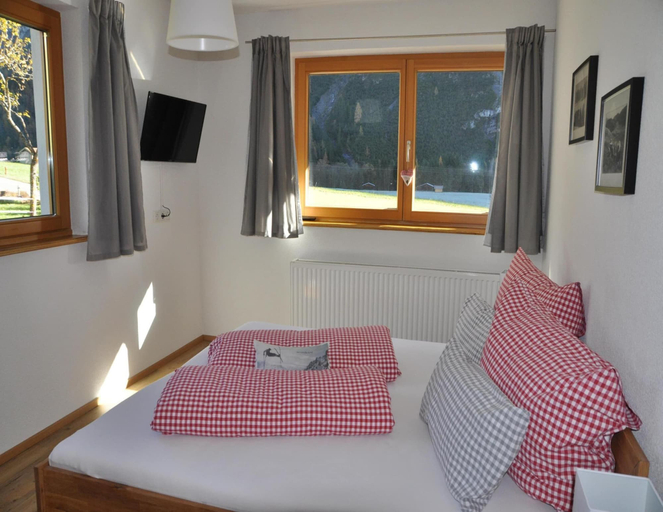 Bedroom 3, Chalet in Steeg Near Ski Slopes Lechtal, Reutte