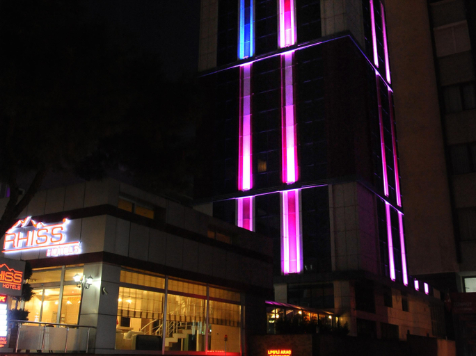 Exterior & Views 1, Rhiss Hotels Maltepe, Kartal