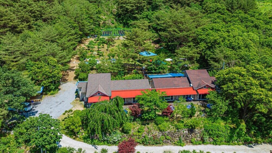Exterior & Views 2, Youngwol Cloud Garden Pension, Yeongwol
