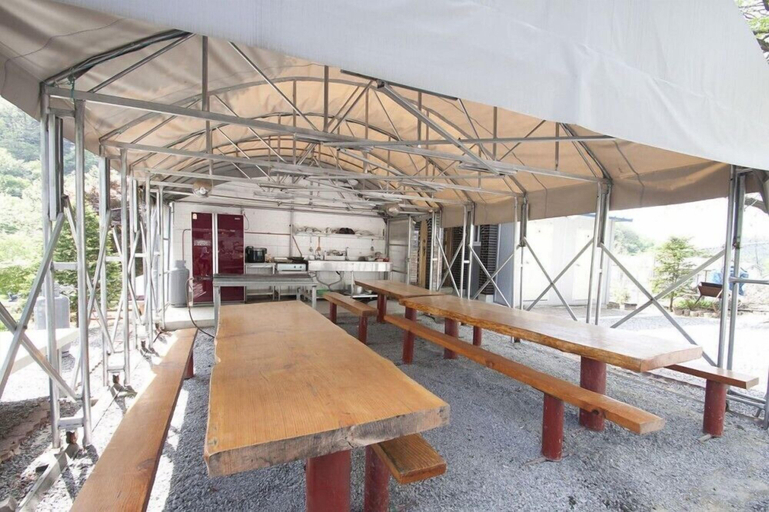 Others 2, Bandi Hwangto Pension, Miryang