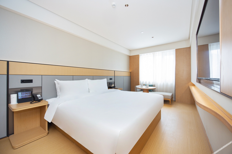 Bedroom 2, Ji Hotel Weihai Wendeng District Government Xiangshan Road, Weihai
