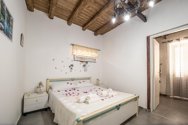 Others 5, La Casa di Sciu Sciu, Palermo