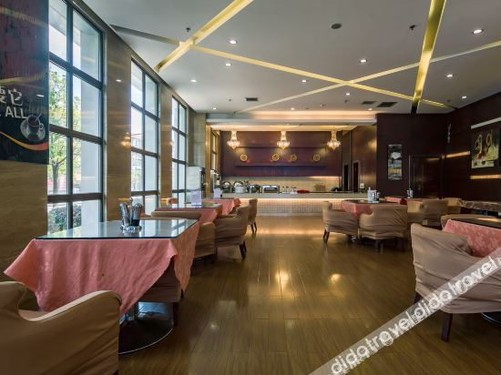 Others 3, Baiting Hotel, Qujing