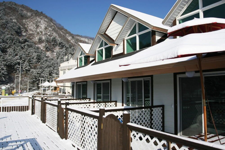 Exterior & Views 2, Yongchu Morning Pension, Gapyeong