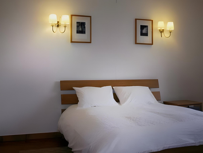 Bedroom 8