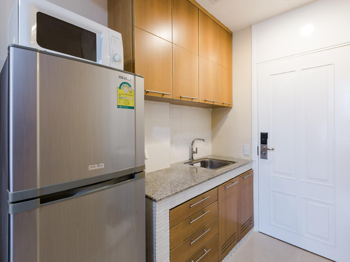 Dining Room 8