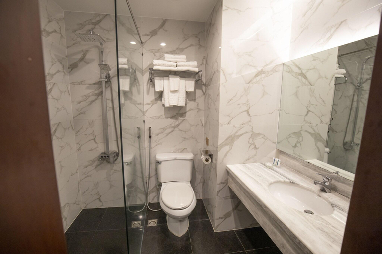 Bathroom 5, Saigon Quynhon, Qui Nhơn