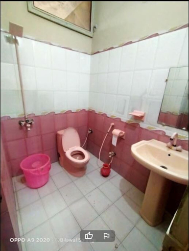 Bathroom 5, New Indus Hotel, Sukkur