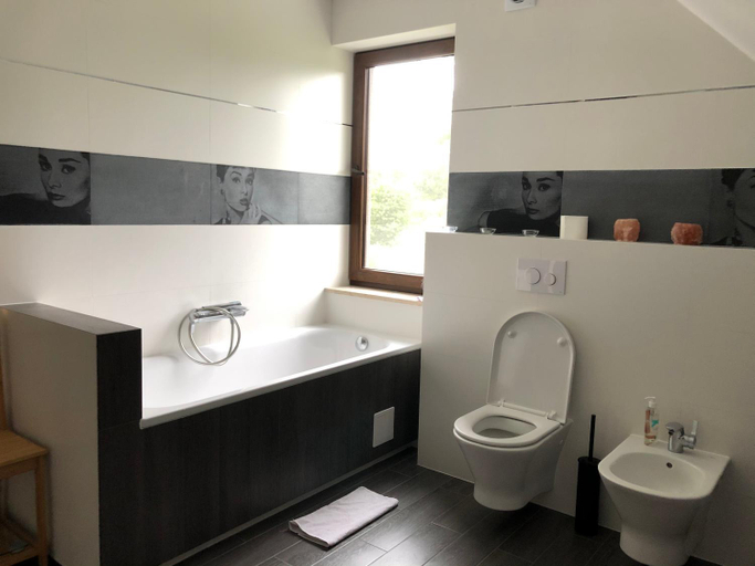 Bathroom 2, Zbereze 18 "Na Lipe", Włodawa
