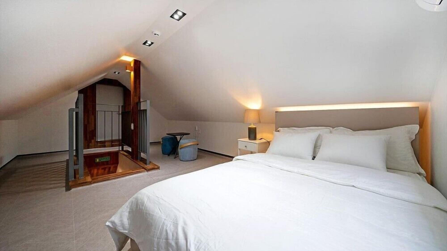 Bedroom 3, BS Jecheon Pension, Jecheon