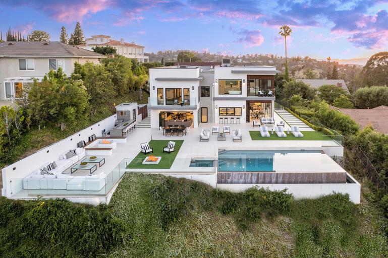 Exterior & Views 1, Gayle Villa, Los Angeles