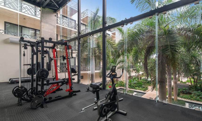 Room 4, 2 BR Apartment With Spacious Loft Close From Beach Zone, Cozumel