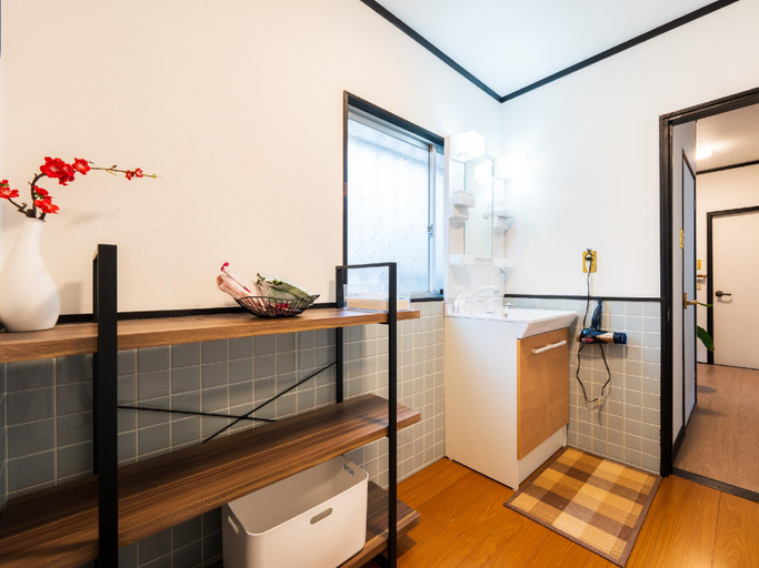 Bathroom 4