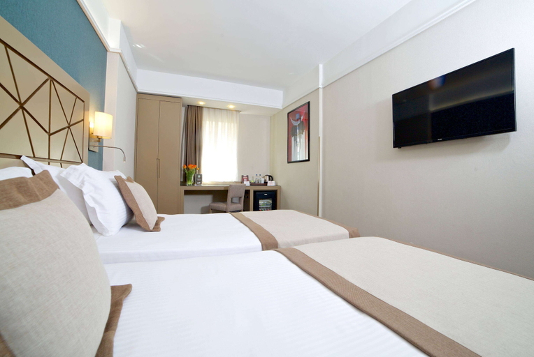 Bedroom 3, Ramada by Wyndham Istanbul Taksim, Beyoğlu