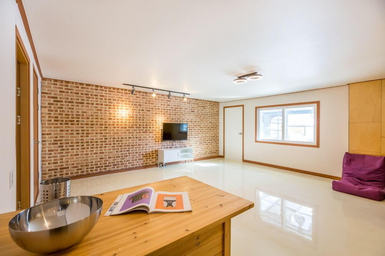 Dining Room 13