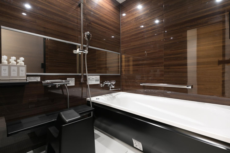 Bathroom 20