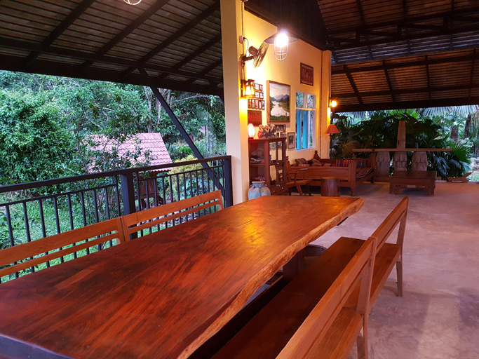 Food & Drinks 4, Baan Sakuna, Chiang Khong