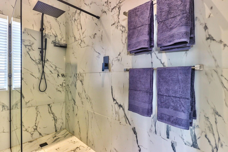 Bathroom 4, The Villa Rosa Guesthouse, City of Cape Town