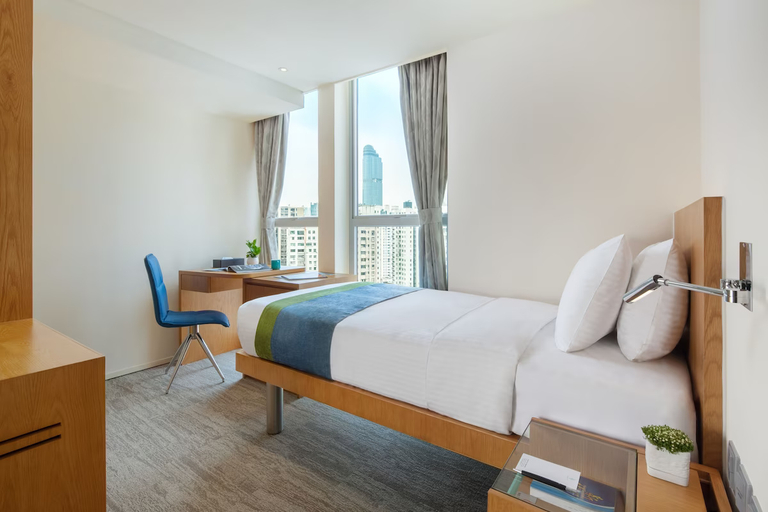 Bedroom 5, Summit View Kowloon, Kowloon