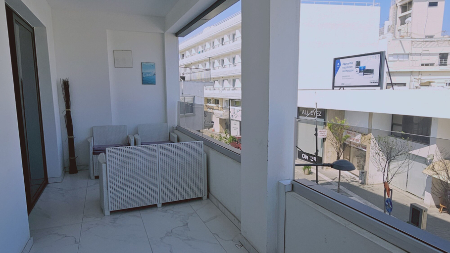 Room 5, 125 LCA - Stay Treasure Apartment, Larnaca