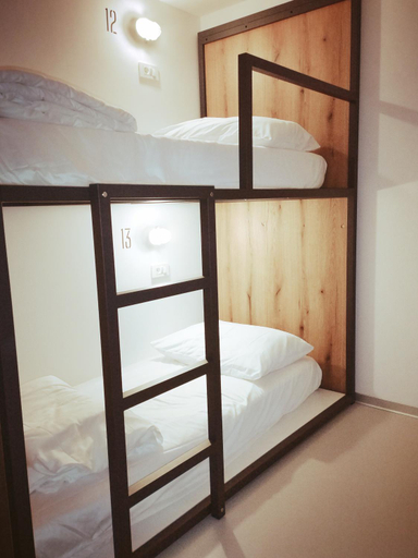 Others 5, GARAGE HOSTEL, Gorizia