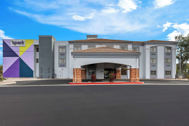 Exterior & Views 1, Spark by Hilton Glendale Phoenix North, Maricopa