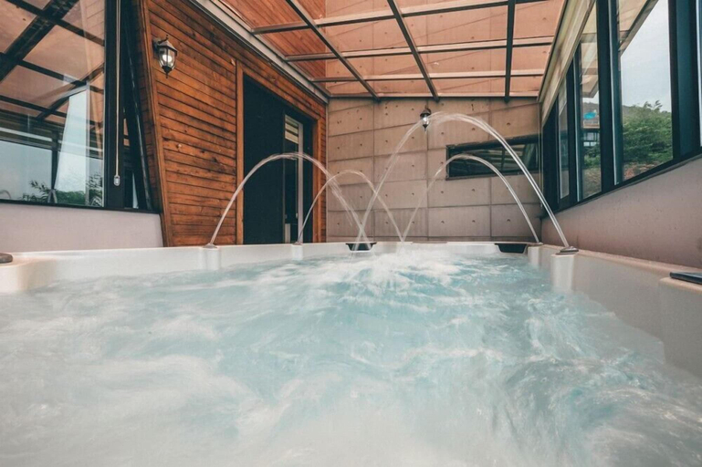 Bathroom 4, Terate Pension, Chuncheon