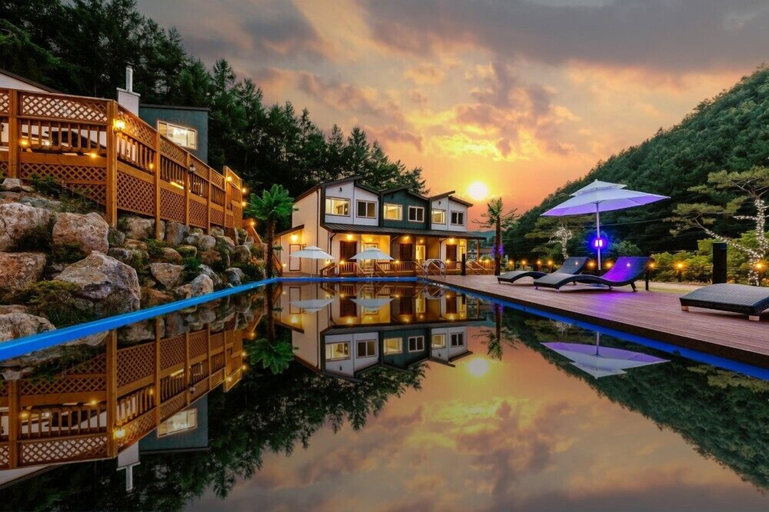 Rosedeil, Hongcheon