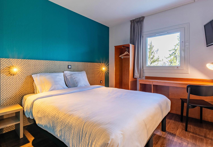Bedroom 2, B&B HOTEL Colmar Lumiere, Haut-Rhin
