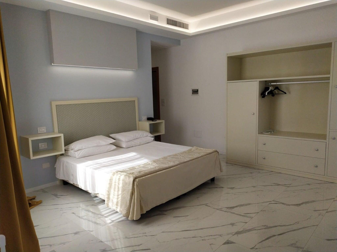 Bedroom 3, Hotel Club Kennedy, Reggio Di Calabria