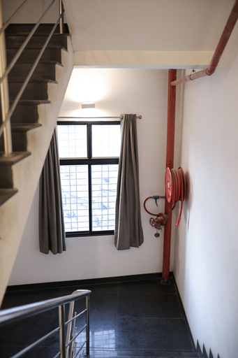 Public Area 2, Signature Inn, Nagpur