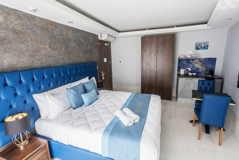 Bedroom 3, THE OSIRIS