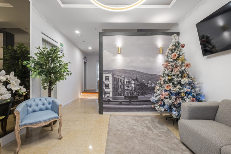 Room 5, King David Suites 502 by Homie, Funchal