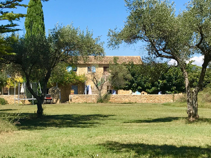 Others 4, Bastide du Buou, Vaucluse