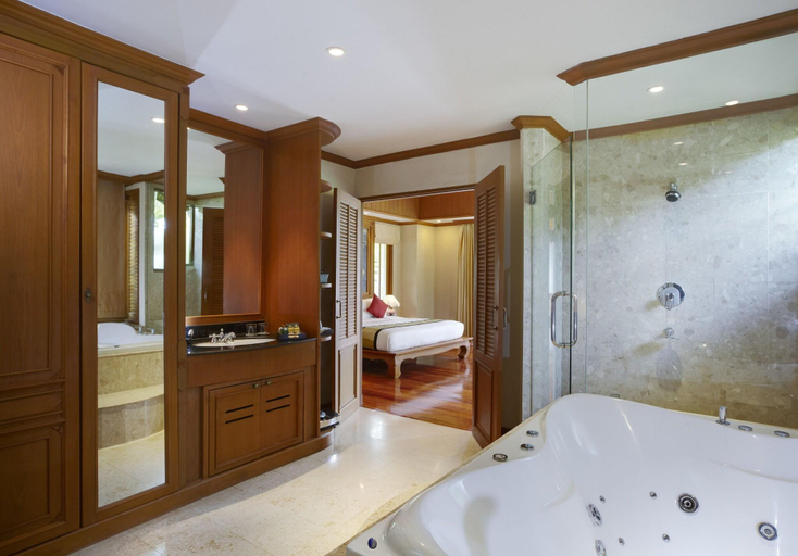 Bathroom 5, Andaman Princess Resort and Spa, Takua Pa
