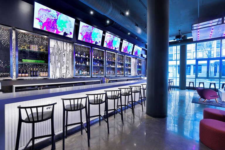 Food & Drinks 5, Aloft by Marriott Chicago Mag Mile, Cook