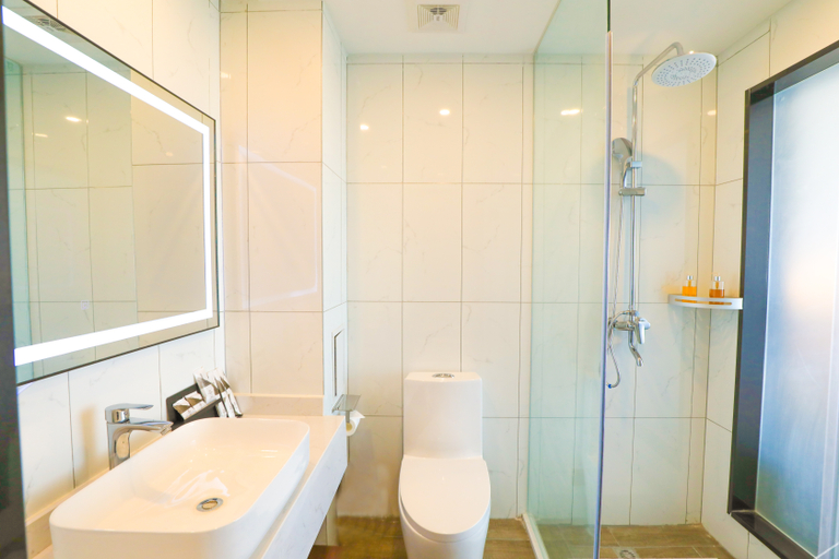 Bathroom 3, Borrmanホテル(鄒城西外環路兗礦東華)(柏曼酒店(邹城西外环路兖矿东华店)), Zaozhuang