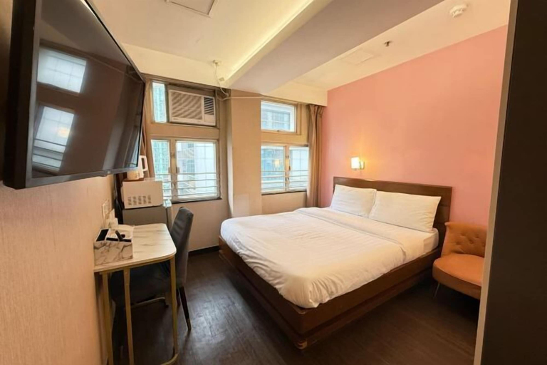 Bedroom 16