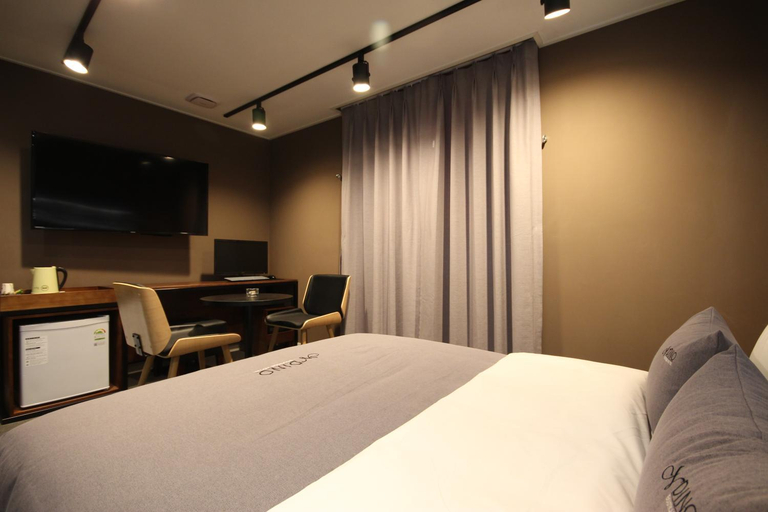 Bedroom 7
