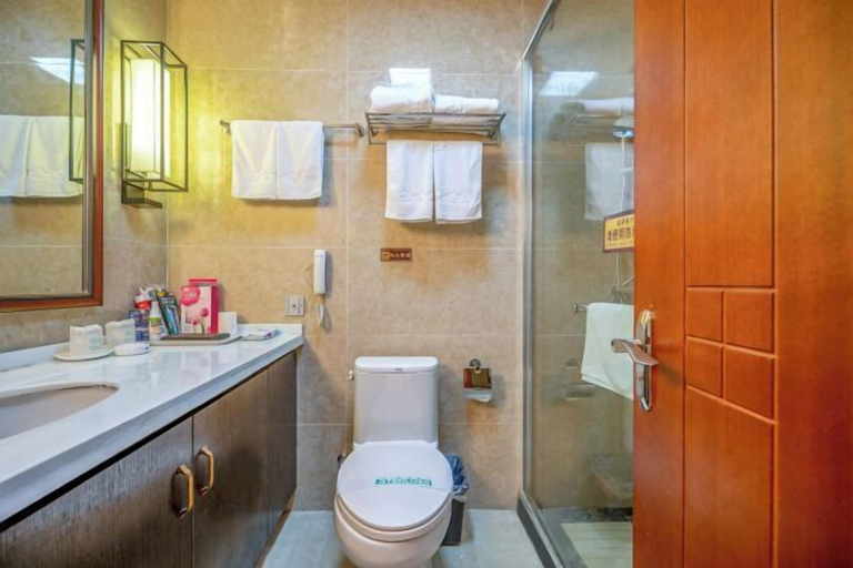 Bathroom 3, Mudan Hotel, Heze