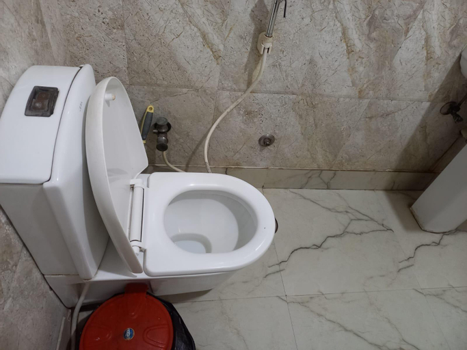 Bathroom 4, Hotel Vrinda Palace Seva Dham, Mathura