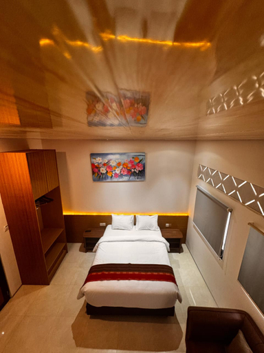 Bedroom 8