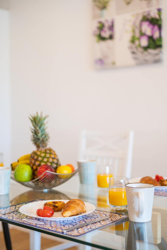 Food & Drinks, Magn lia Apartment by Atlantic Holiday, Funchal