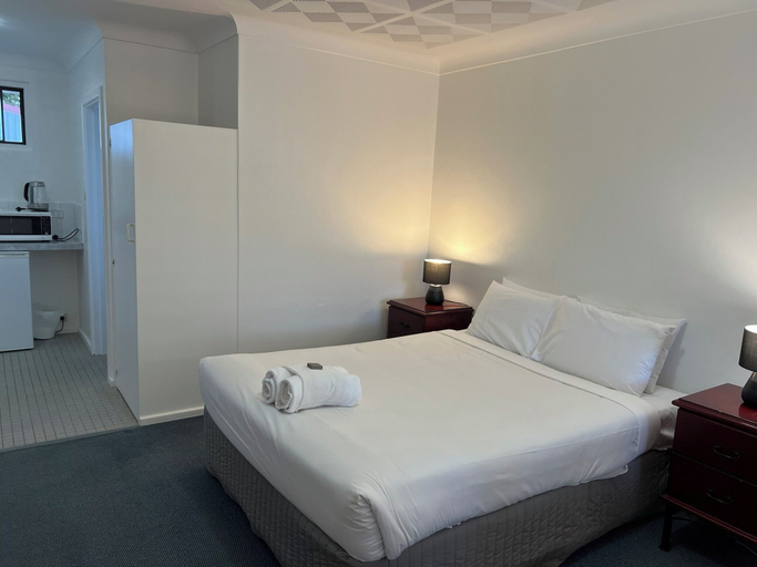 Bedroom 18