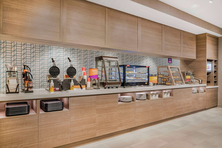 Food & Drinks 5, Home2 Suites By Hilton Boone, Watauga