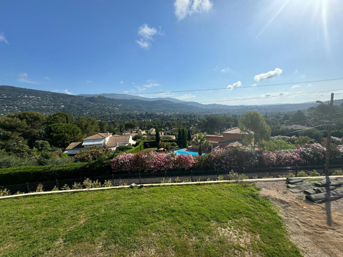 Others 2, 4 bedroom villa above Grasse with a pool- 2247, Alpes-Maritimes